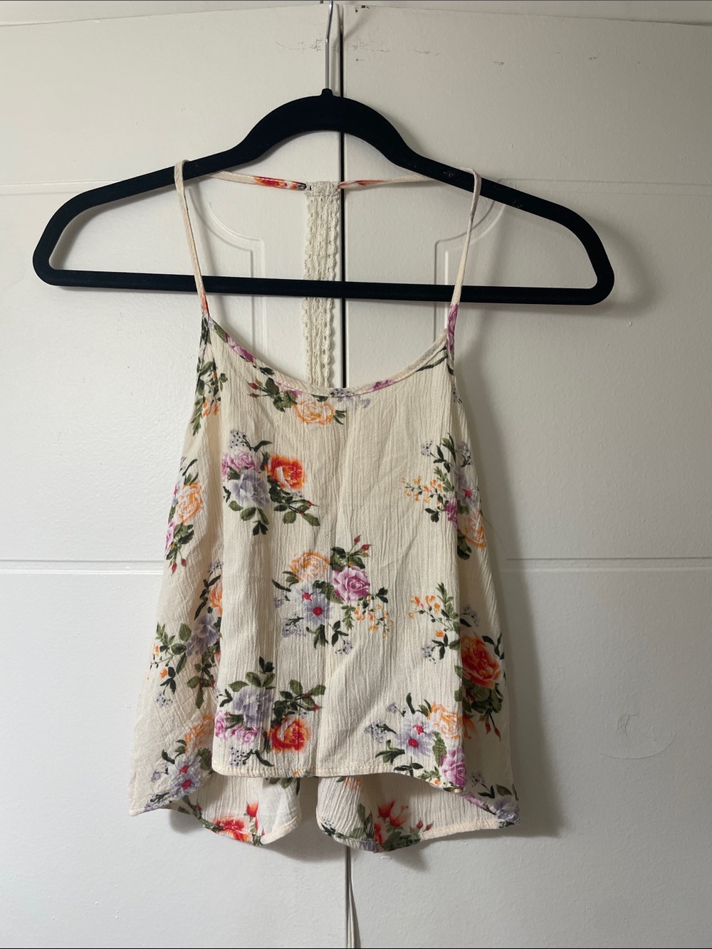 Floral Cream Spaghetti-Strap Women’s Crop Top